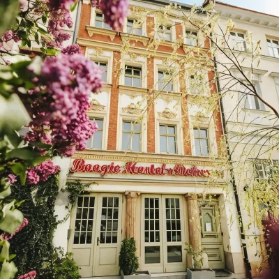 Boogie Deluxe Old Town Отели рядом с достопримечательностью «Старе Място»