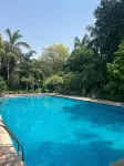 The Radha Ashok - ที่มีสระว่ายน้ำ