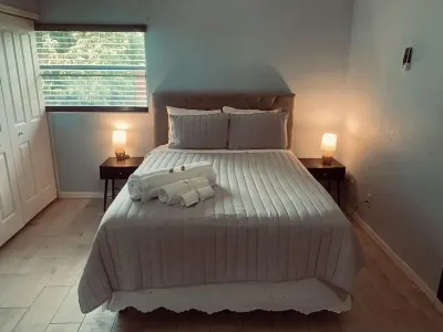 La Casita: Beach, FIT, Airport - KMLB, Mall, Downtown Melbourne, Space Center