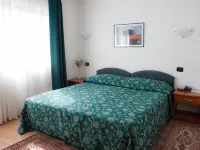 Hotel Makin Hotels in Novigrad