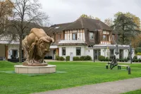 Le Relais de La Malmaison, A Member of Radisson IN Hotels near Château de Buzenval