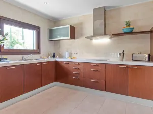 발르 드 밀류 빌리지