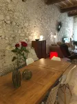 Le 25Bis Hotels in Estancarbon