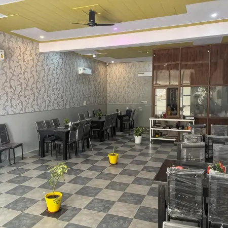 Hotel Hanuman Palace