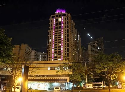 弗恩肖假日集團馬賽克塔飯店