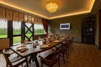 AVEC HOTEL - breakfast