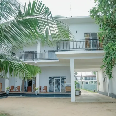 Araliya Lagoon Park Resort