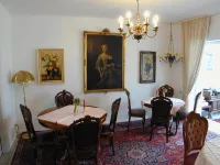 Haus Mooren, Hotel Garni Hotels near Benrath