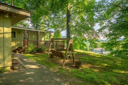 Mountains are Calling - Mountain View