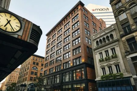 Kinley Cincinnati Downtown, a Tribute Portfolio Hotel Отели рядом с достопримечательностью «Cincinnati Reds Hall of Fame & Museum»