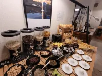 泰斯多夫霍夫酒店 - 早餐