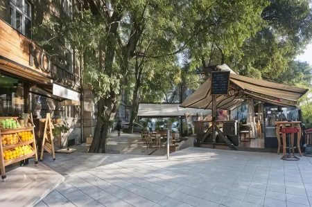 Kombinat Rooms City Center Отели в г. Сремски Карловци