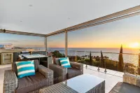 Hillside Luxe with Spa   Bay Views