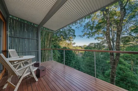 Taman Sari Sunshine Coast Romantic Pet-Friendly Hinterland Retreat