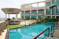 The BellaVista Hotel Panchkula-Chandigarh - Pools