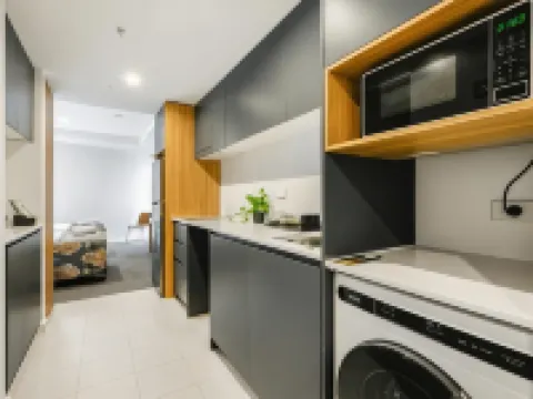 The Park Oasis Burwood 寶活酒店