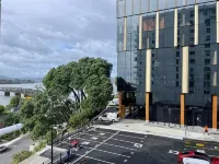 Hotel on Devonport - parking