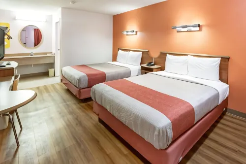 Motel 6 Dayton, Oh - Englewood Hotels in West Milton