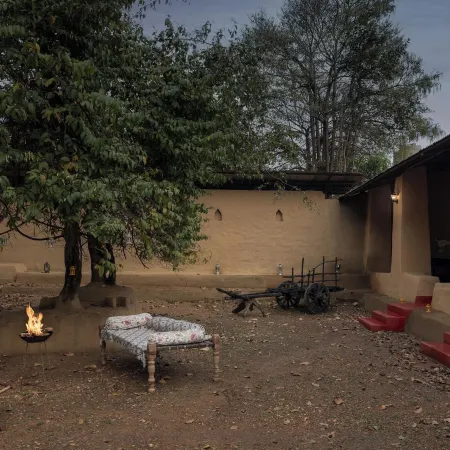 Saccharum Safari Lodge