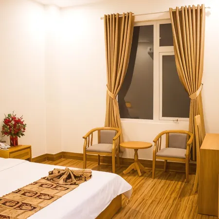 Hoài Thương Hotel
