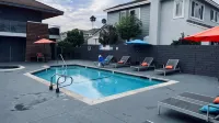 Oc Hotel - Swimmingpools