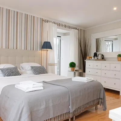 Flores Guest House Hotels near Mosteiro dos Jeronimos