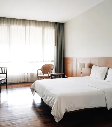 ห้องซูพีเรียร์ เตียงใหญ่ 1 เตียง