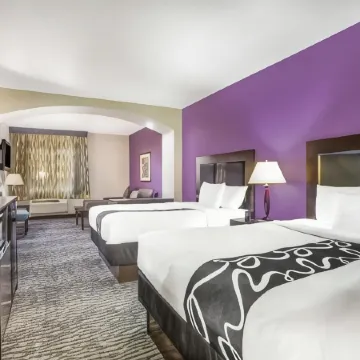 La Quinta Inn & Suites by Wyndham Kyle - Austin South