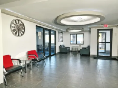 Super 8 by Wyndham Peoria