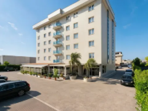 Simon Hotel Hotéis em Pomezia