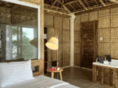 Antique Amor Bungalows & Villas Hotels in Pandan
