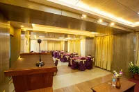 Hotel Lake Paradise - business