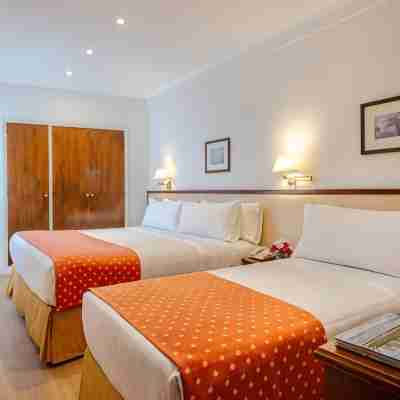 Hotel Iruña Rooms