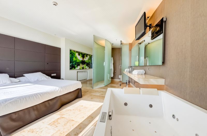 Hotel Jardines de Uleta Suites