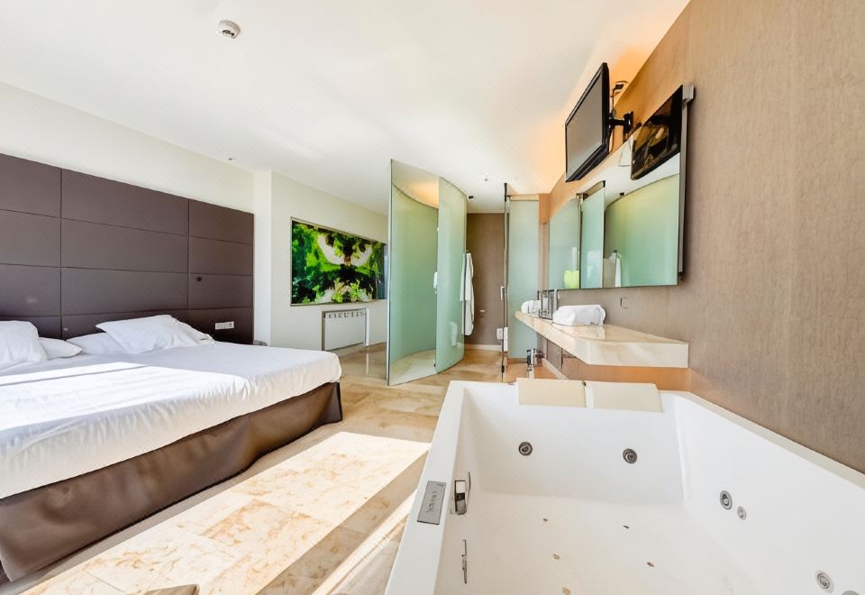 Sercotel Jardines de Uleta Suites - Housity