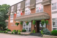 Rodd Royalty Hotels near University of Prince Edward Island