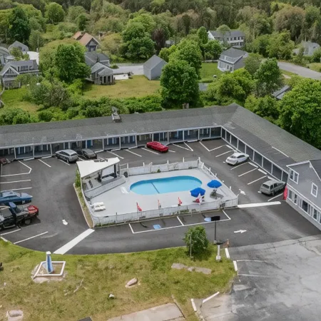 Jonathan Edwards Motel