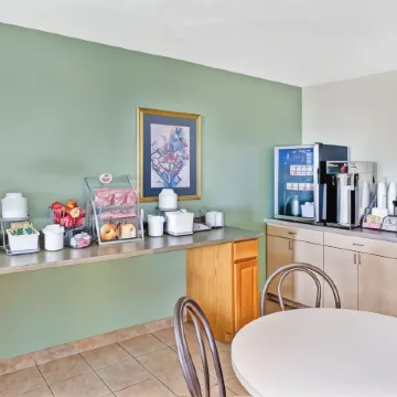 Super 8 by Wyndham Mokena/Frankfort /I-80