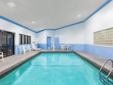 Days Inn & Suites by Wyndham des Moines Airport Hoteles en Des Moines