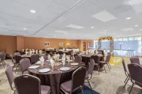 Baymont by Wyndham des Moines Airport - 2-Star