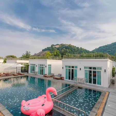 T Villas Hua Hin Отели рядом с достопримечательностью «Пляж Сай Ной»