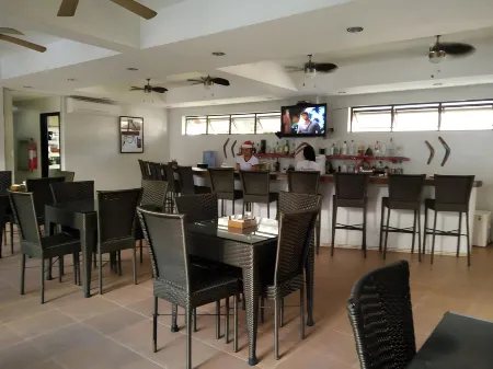 Boomerang Hotel Отели рядом с достопримечательностью «Филдс-авеню»