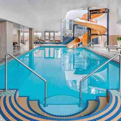 卡爾加里克萊裏喜來登套房酒店 Fitness & Recreational Facilities