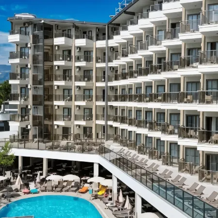 Monte Carlo Hotel