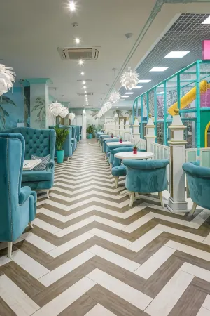 L Hotel (Эль-Отель) Отели рядом с достопримечательностью «Военно-патриотический парк культуры и отдыха Вооруженных Сил Российской Федерации "Патриот"»