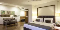 Hotel Minerva Grand