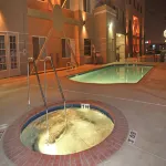 Holiday Inn Express & Suites BAKERSFIELD CENTRAL by IHG - spa