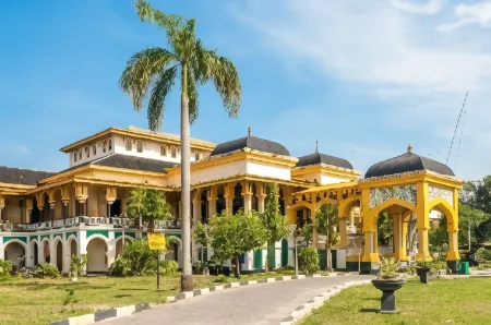 Alhesa Apartment Отели в г. Padang Bulan Selayang I