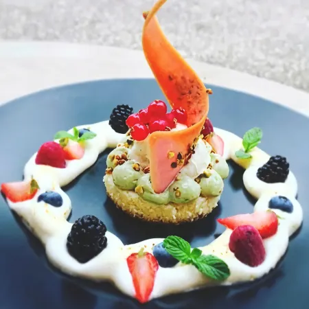 Golf Hotel Restaurant du Chateau de l Hermitage Отели рядом с достопримечательностью «GOPARK INTERIEUR - Paintball, Laser Game et trampolines parc»