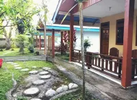 Tangkoko Macaca Resort Hotel dekat Cagar Alam Batu Angus, Bitung